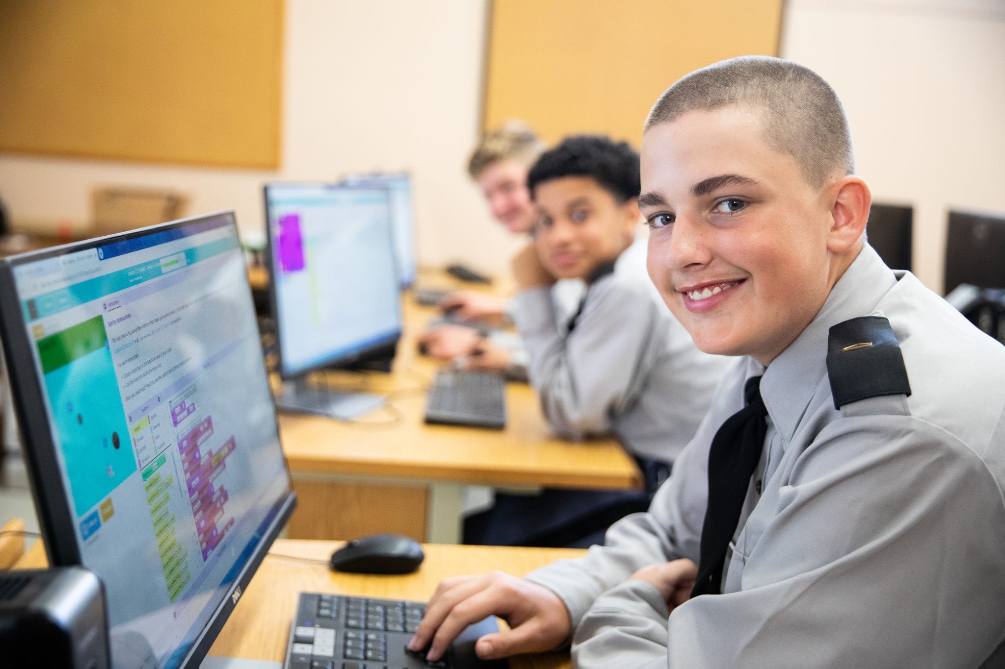 How Computer Science Camp Will Give Your Child a Competitive Advantage in College